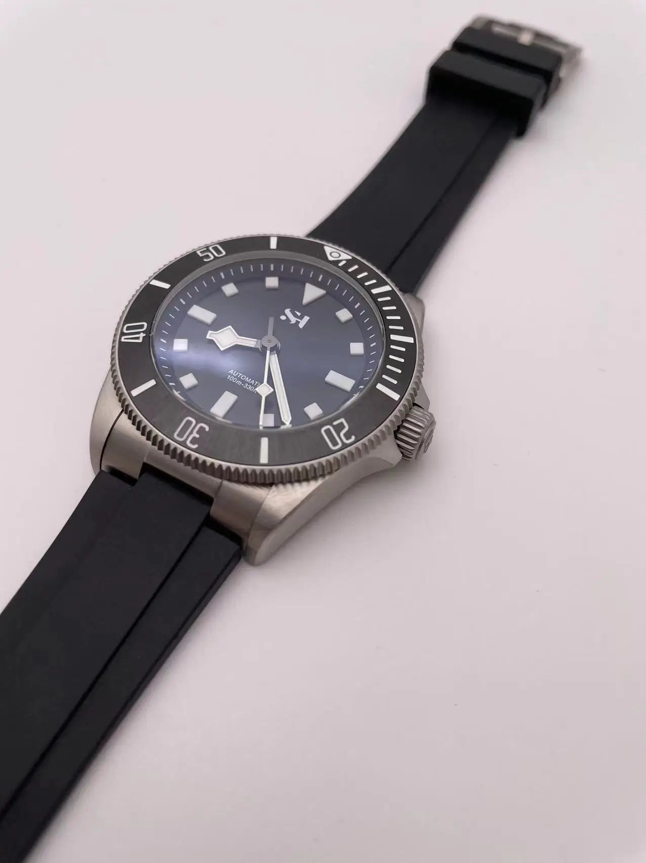 SH Luxury Men's Watches 39mm Automatic Mechanical Wristwatches Swiss BGW-9 luminous 10 Bar Waterproof Sapphire Watch Gift