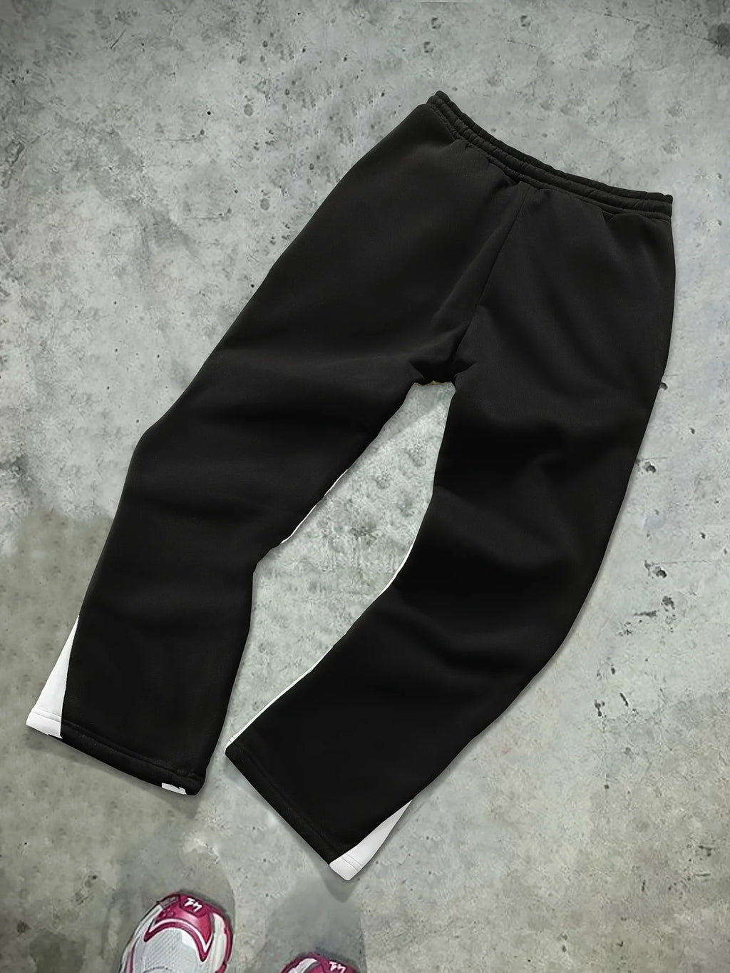 Men's Casual Street Style Trendy Cross Print Fashionable Slightly Flared Black and White Color-Block Design Sweatpants